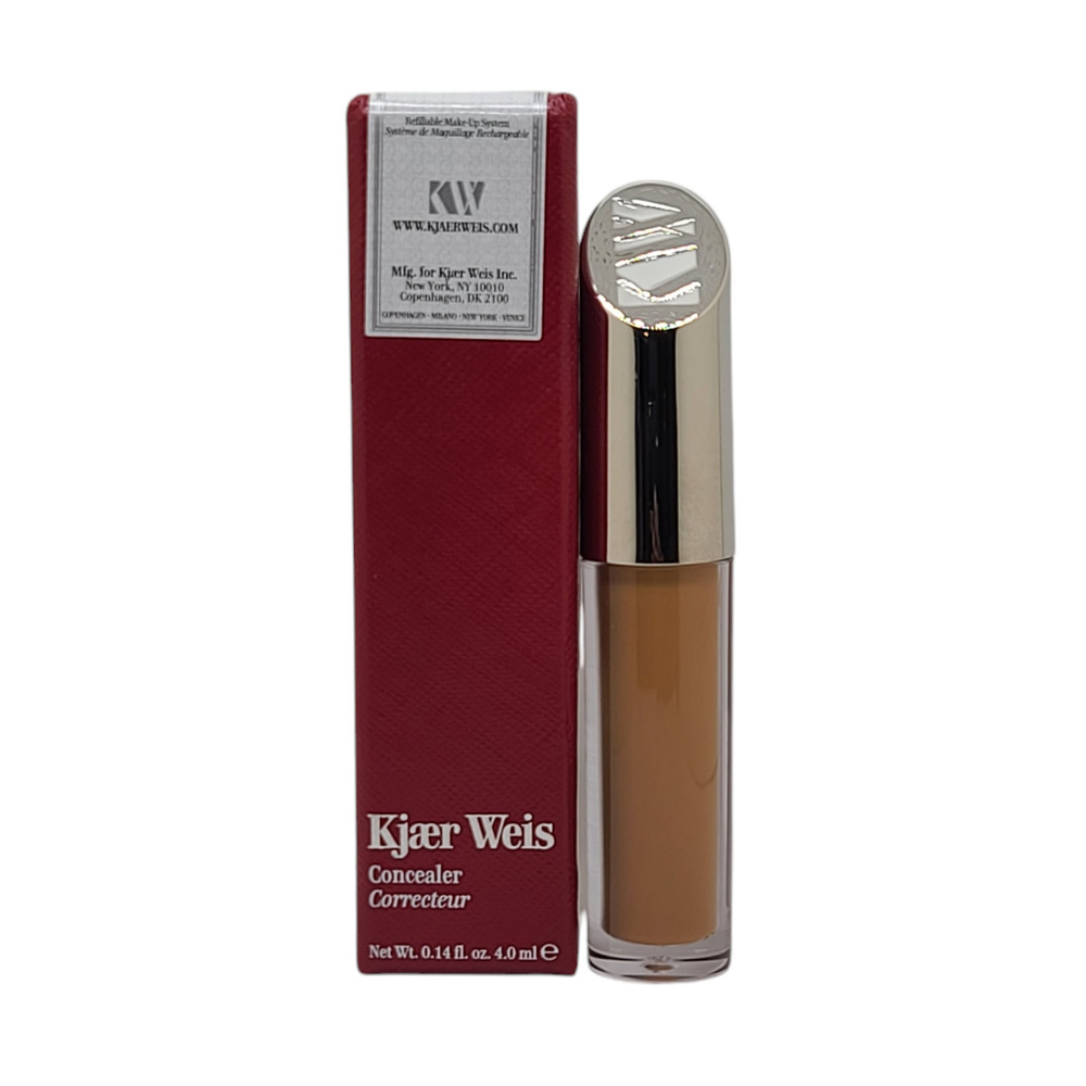 Kjaer Weis Invisible Touch Concealer D326 0.14 oz *New in Box*